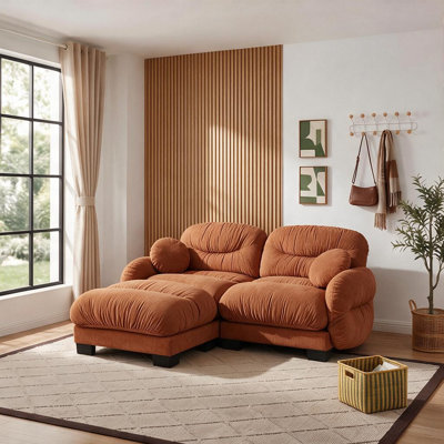 Canapé modulable deux places en chenille plissée avec assise ergonomique en mousse, accoudoirs incurvés et 2 coussins décoratifs, pouf