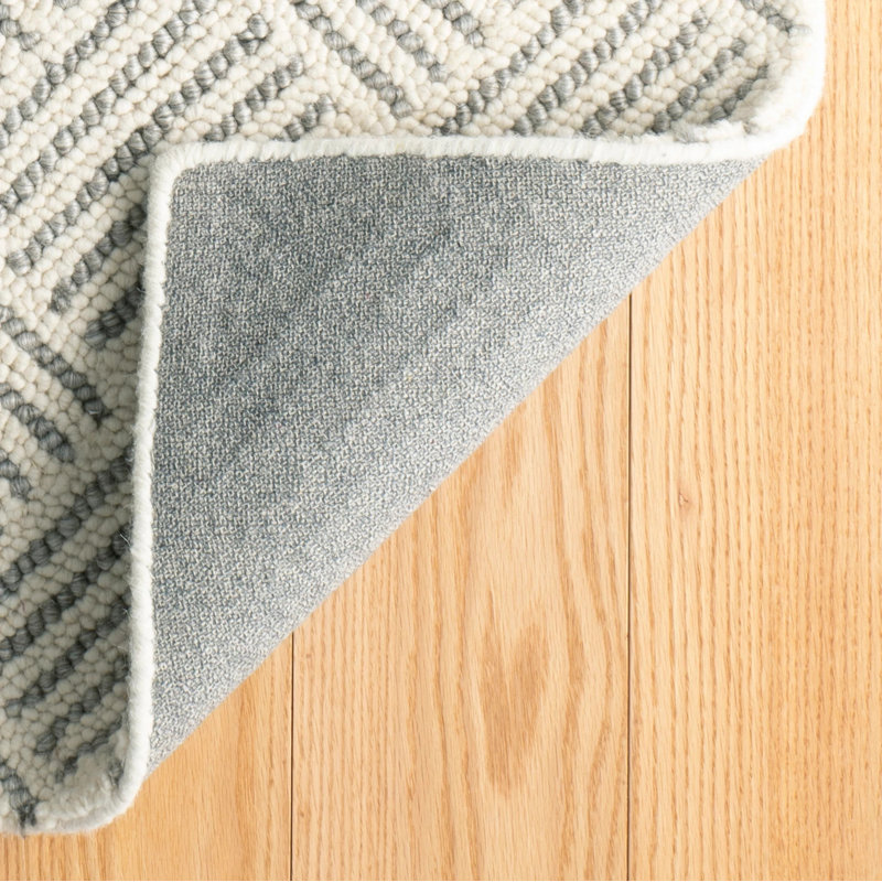 Layers Grey Hand Hooked Wool Rug, Rectangle 4' x 6'
