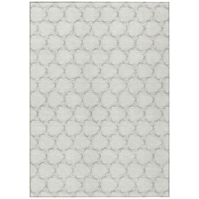 Ivory Geometric Machine-Washable Indoor/Outdoor Rug