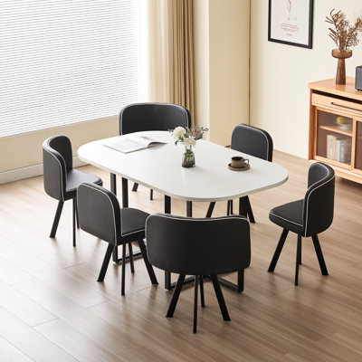Leavittsburg 6 - Person Dining Set