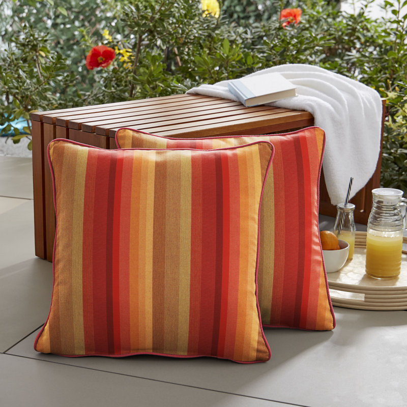 Coussin extérieur Adel Sunbrella, Beige rayé, L 16 po x P 16 po