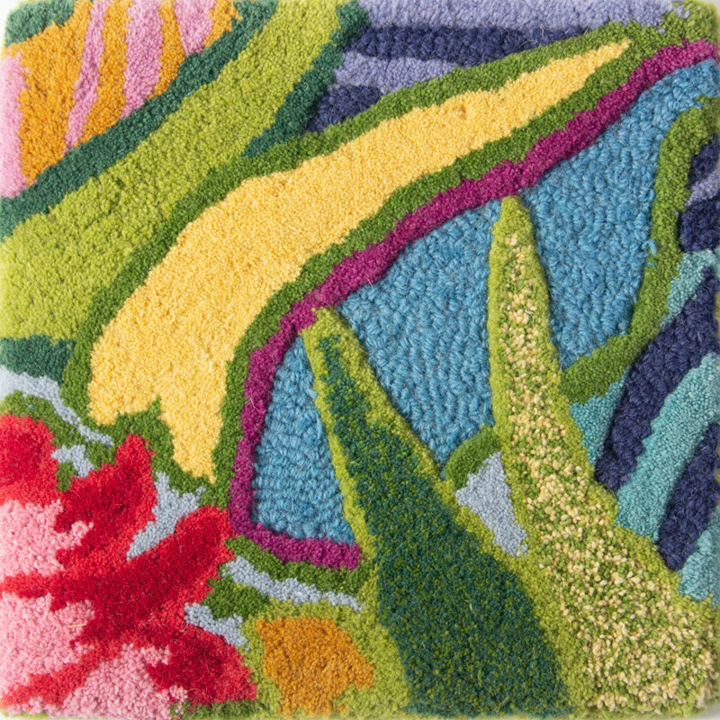 Captiva Handmade Tufted Wool Green/Red/Blue Area Rug, Runner 2'6" x 8'