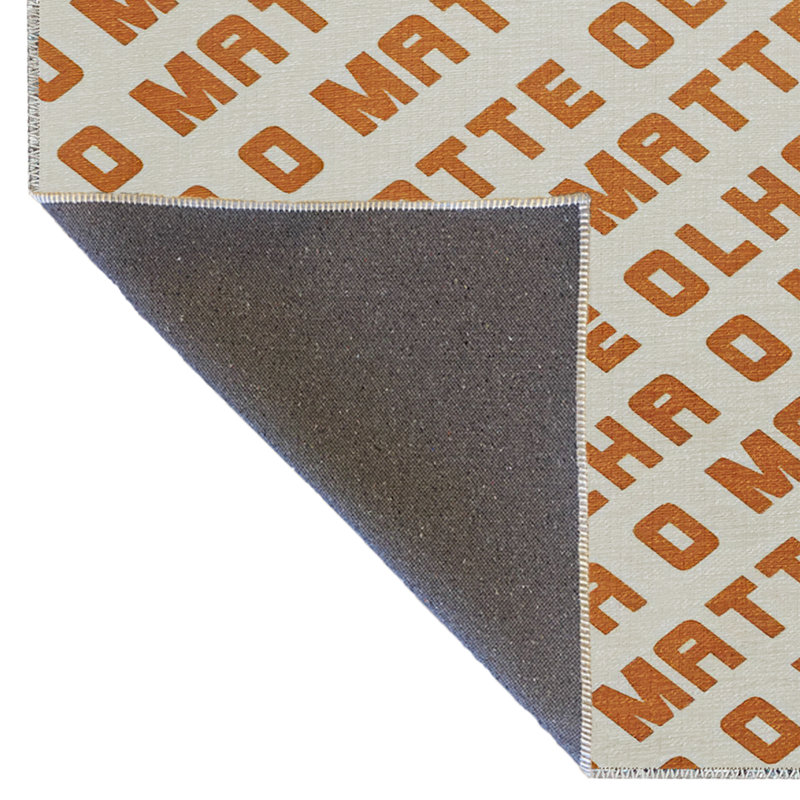 Tapis orange et beige à motif "Olha o Matte", Rectangle 4 pi 11,06 po x 9 pi 10,11 po