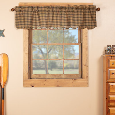 Banhart Cotton Plaid Scalloped Window Valance