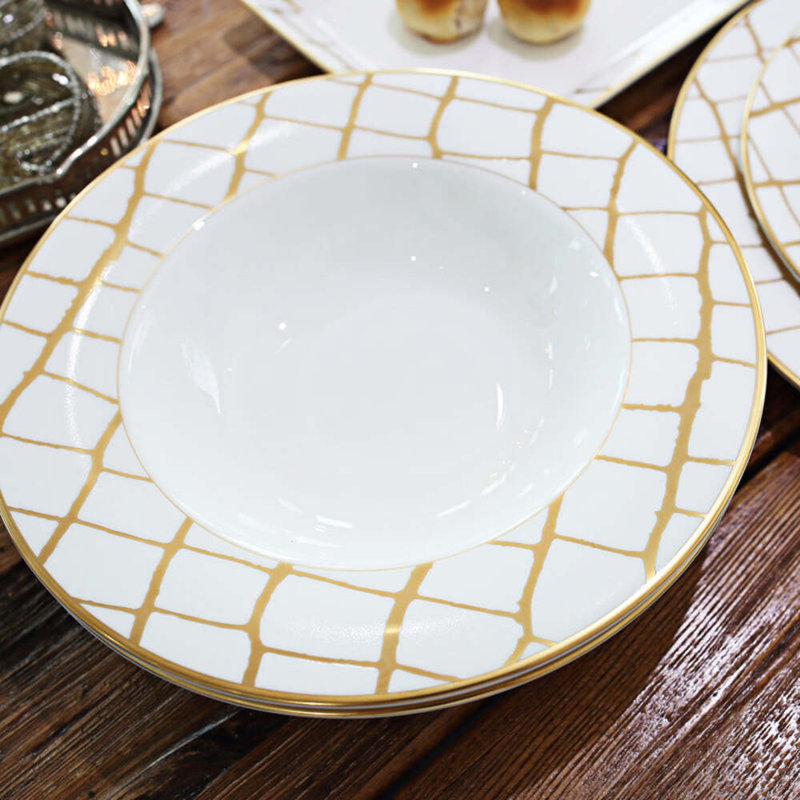 Alligator Bone China Pasta Dish