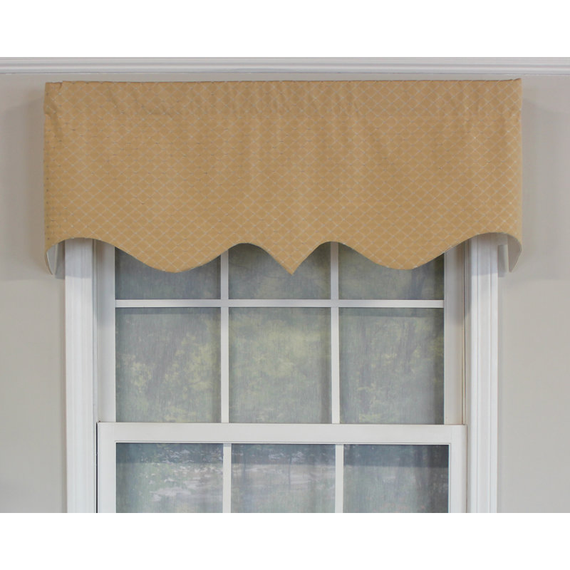 Cotton Blend Checkered Scalloped Window Valance, Gold