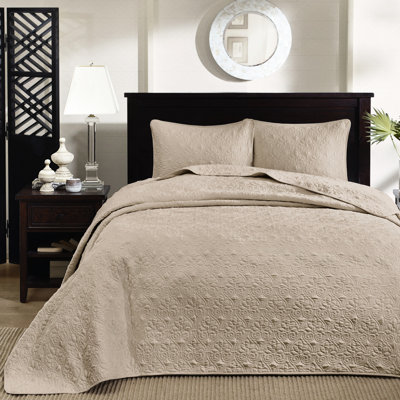 Reversible Bedspread Khaki Queen - Decorates Your Bedroom Pre-washed Cotton Filling For Superior Softness Includes And Two Shams Increases Bedroom's Appeal Relaxation A Peaceful Comfy Night With