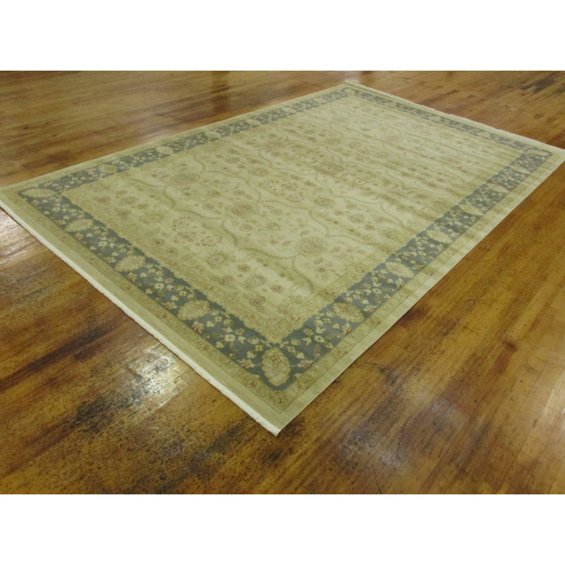 Moore Oriental Indoor Rug, Rectangle 3'3" x 5'3"