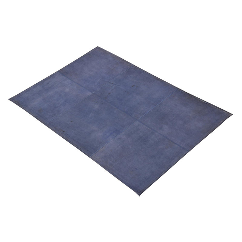 Tapis bleu Orlowski