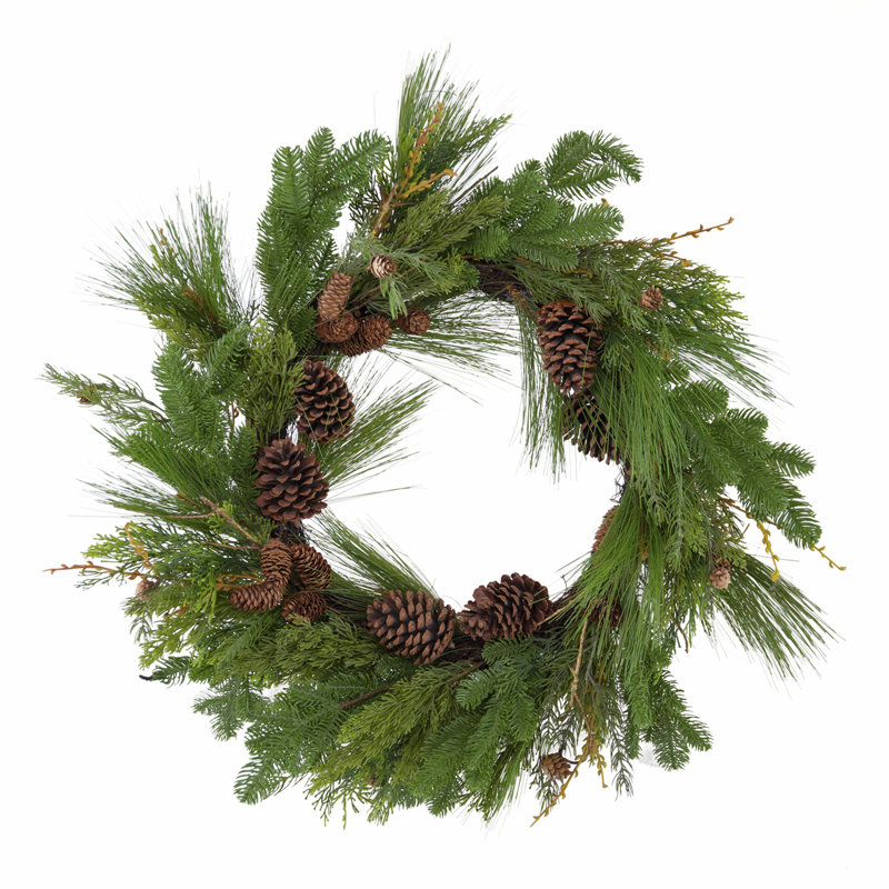Couronne d'eucalyptus vert réaliste pour des décorations à l'année et des décorations des Fêtes