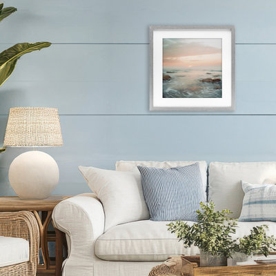 «Seabreeze Sunset Melody», reproduction encadrée sous verre, design par Lazar Studio