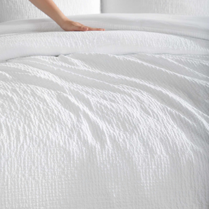 Vera Wang Puckered Texture Cotton White  Comforter Set, King Comforter + 2 King Shams