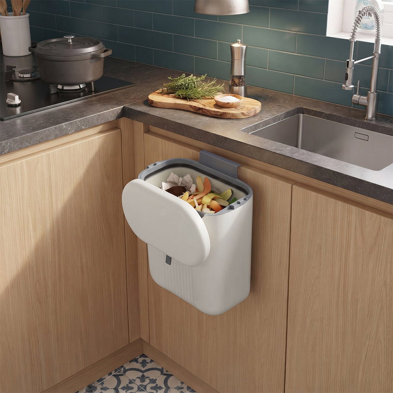 PP Kitchen Trash Can