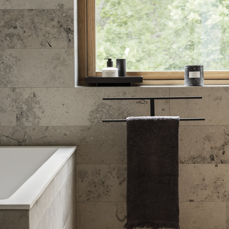 Plateau en bois franc Abento, H 1,97 po x l 11,81 po x P 7,09 po, Noir, noir, noir, noir