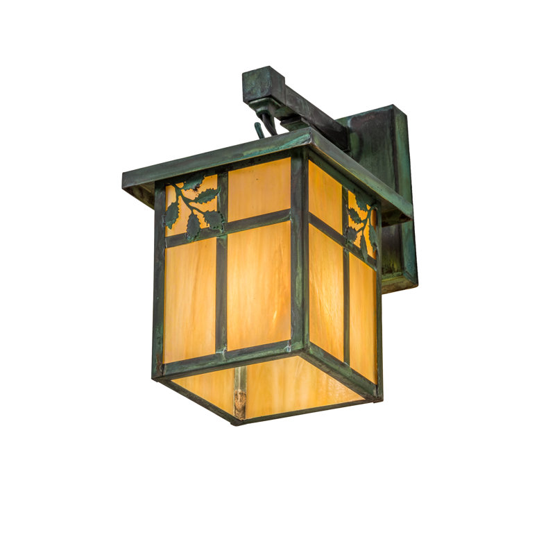 Hyde Park Sprig 1 - Light Outdoor Wall Lantern
