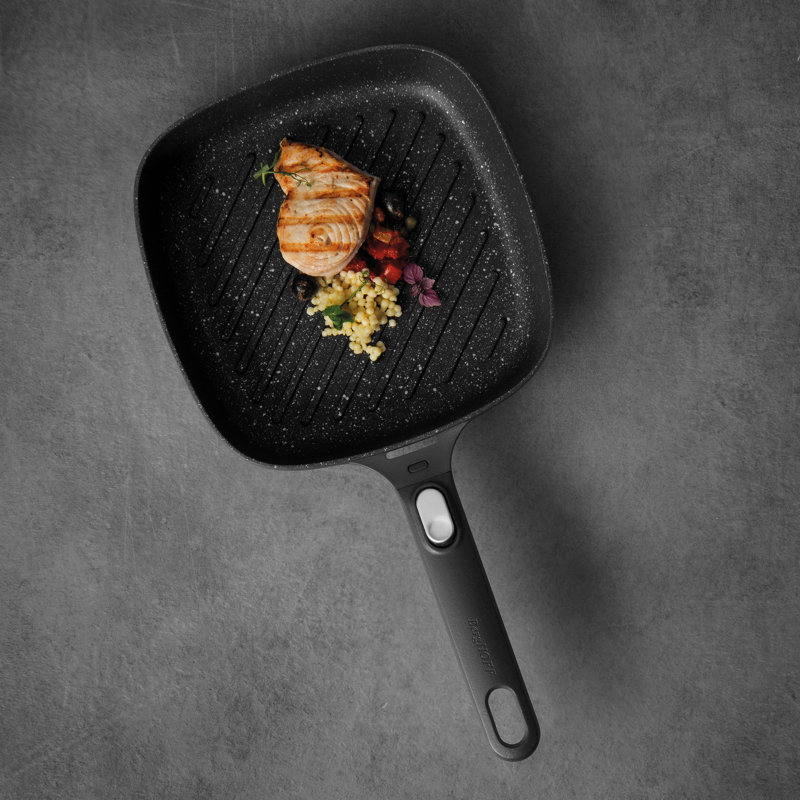 11" Black Non-Stick Cast Aluminum Grill Pan with Detachable Handle