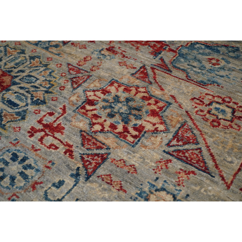 Hand-Knotted High-Quality Beige Area Rug