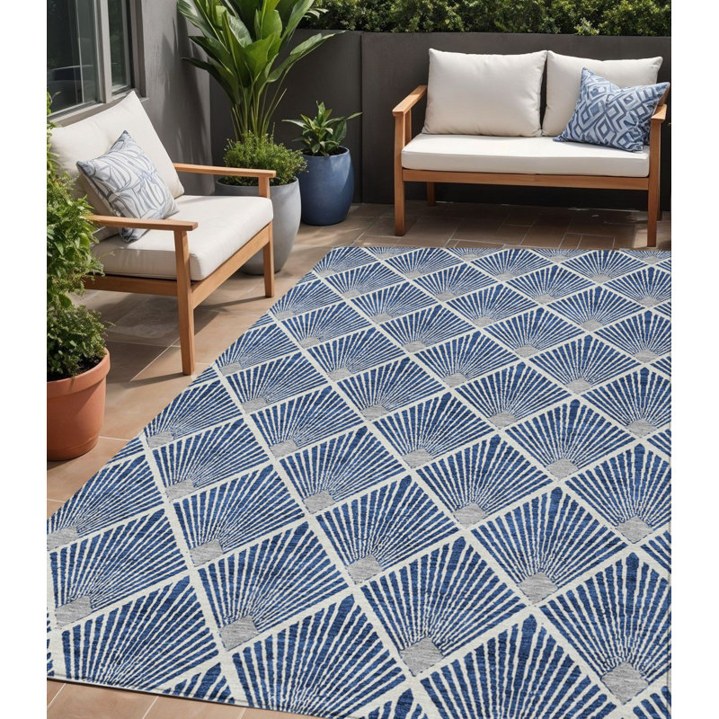 Tapis extérieur lavable géométrique 5 pi x 8 pi bleu marine et ivoire