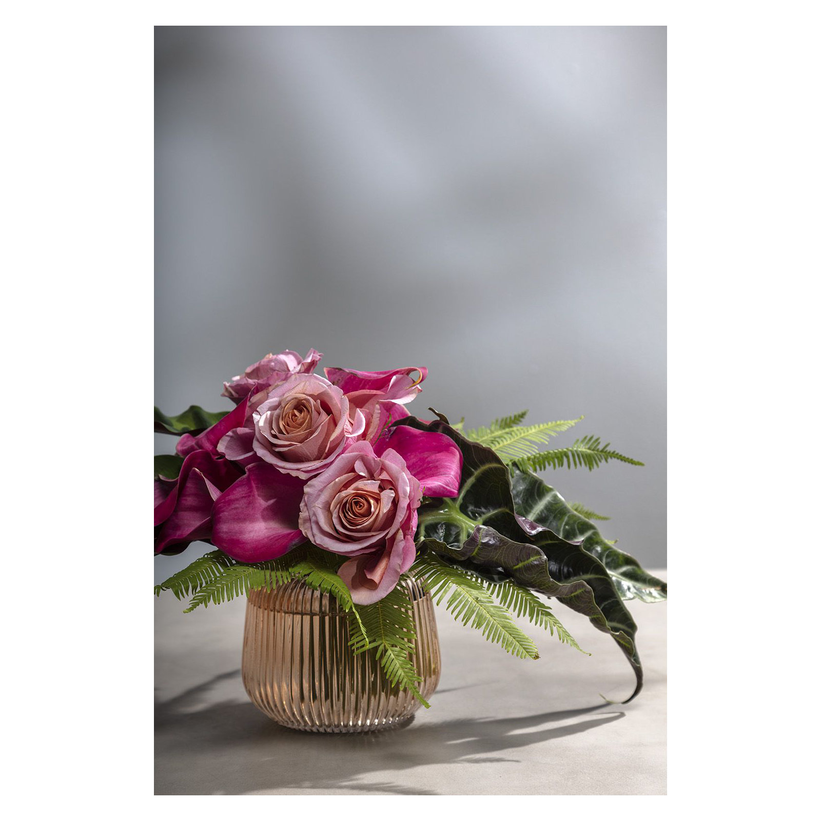 Brigida Handmade Glass Table Vase, 4.75" H x 5" W x 5" D