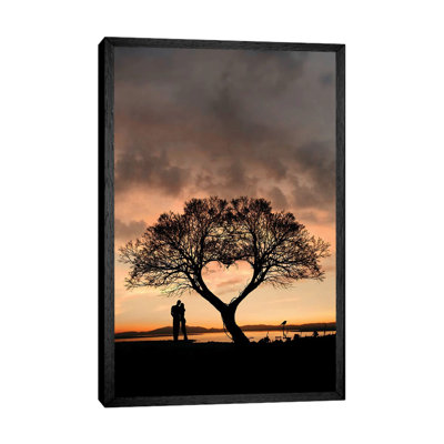 Tree and Heart 1 Piece Wall Art on Canvas