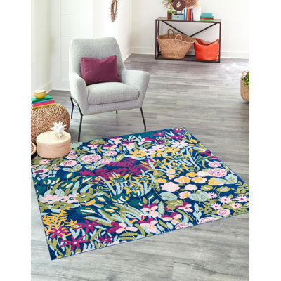 Holle Floral Indoor Rug