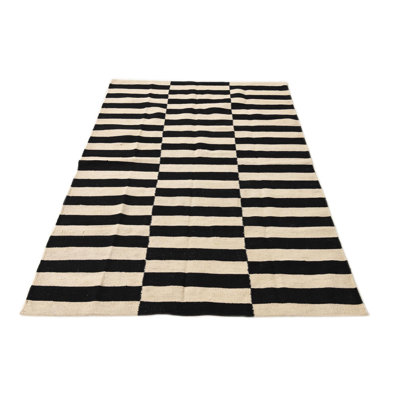 Tapis noir et blanc Petrella