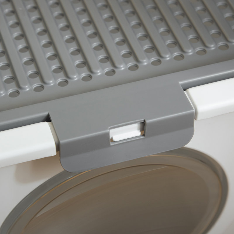 Plastic Enclosed Litter Box