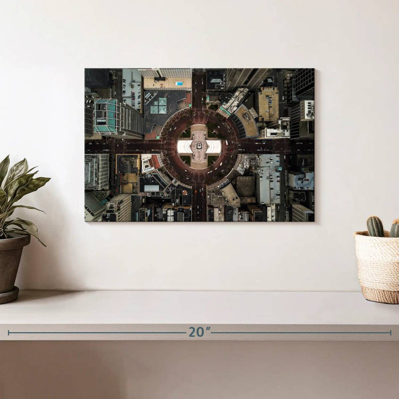 Nicci Indianapolis Monument Circle, 8" H x 12" W
