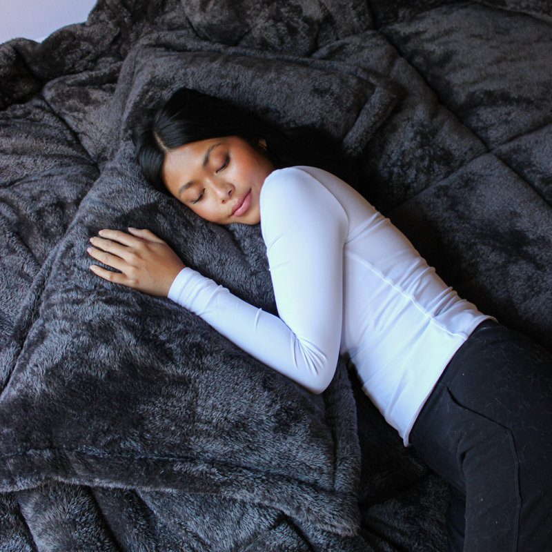 Thickest Comas My Comforter Ate Your Comforter Oversized Comforter Set, Grey, Queen Comforter + 2 Standard Shams