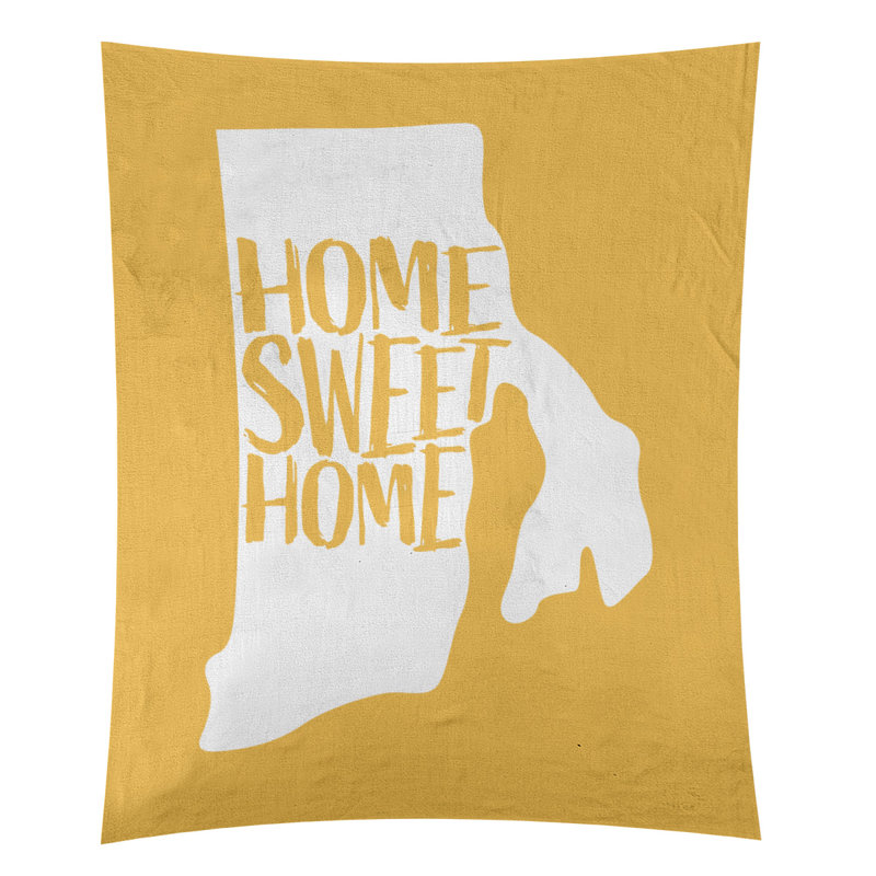 Tapisserie murale Home Sweet Rhode Island, H 104 po x l 88 po, Jaune