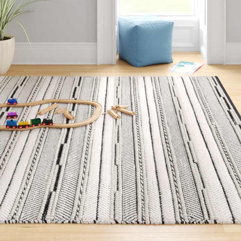 Judsonia 281 Area Rug In Black / Ivory, Rectangle 8' x 10'