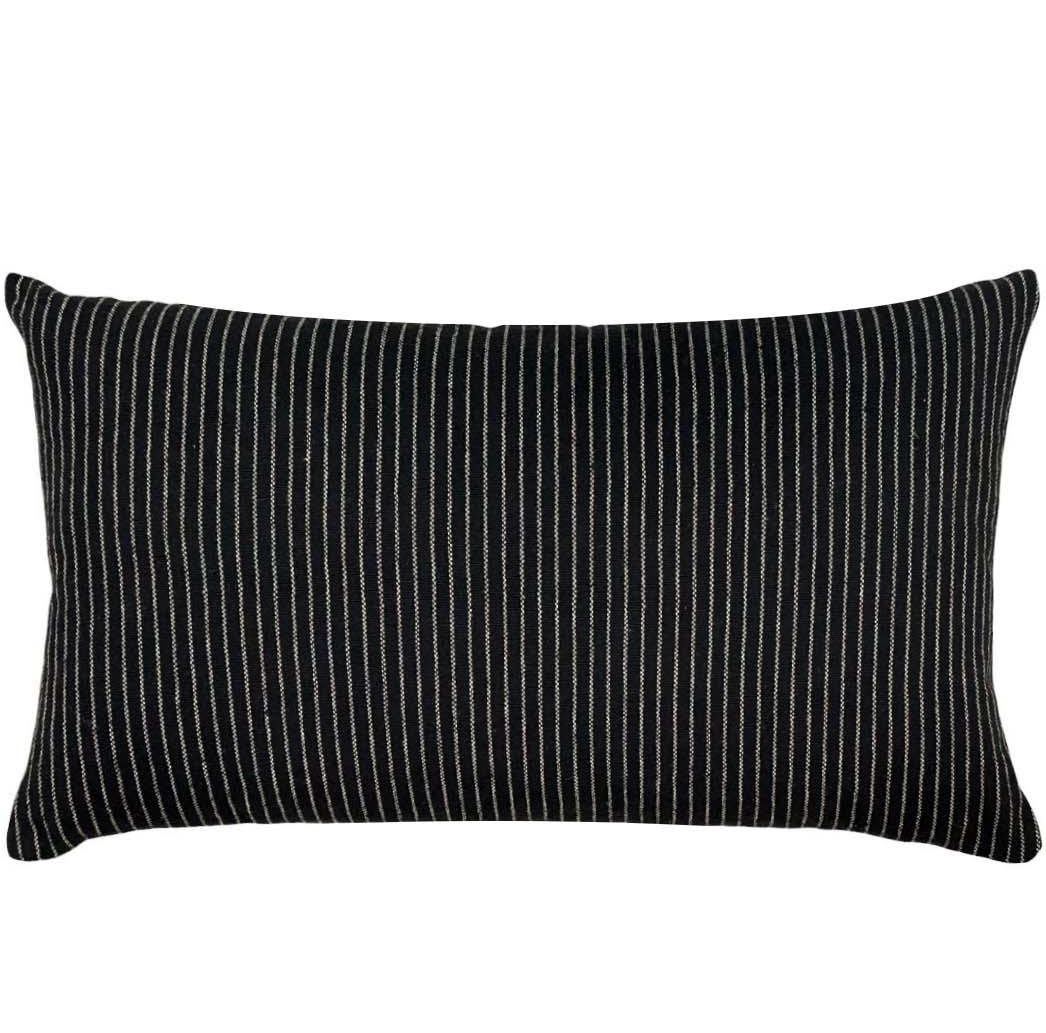 Calhoun 24" x 14" Cotton Pillow Cover, Black