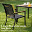 Ensemble de chaises noires-522183872