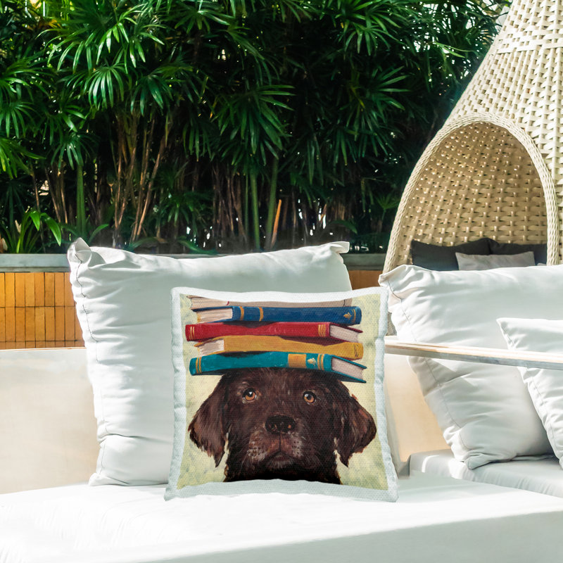 Coussin d'extérieur à griffes pour chien, par Studio Bautista