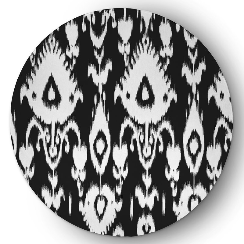 Bugrane Chenille Ikat Indoor Rug, Round 5'