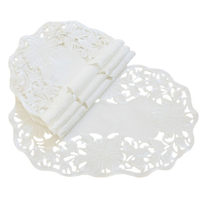 Tray cloth Daisy Garden Embroidered Cutwork