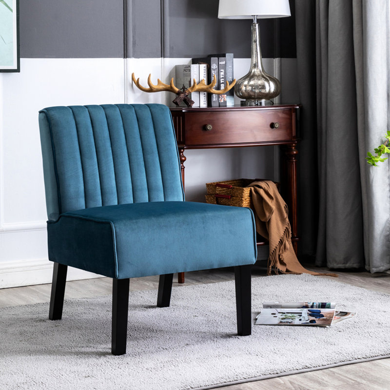 De 2 chaises d'appoint Mid-Century modernes en velours bleu avec des pieds en bois massif pour l'ameublement de couleur maison