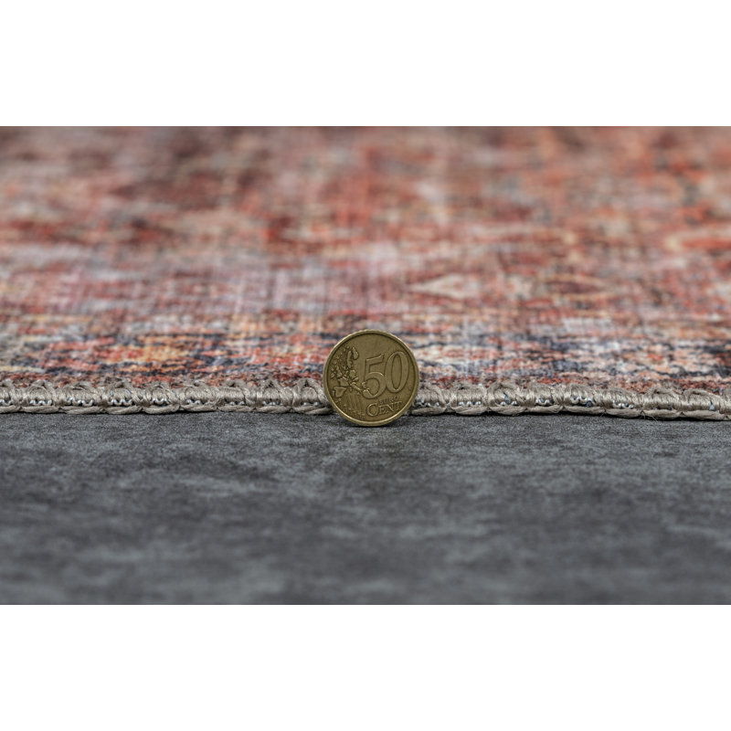 Terra Vintage Persian 4' x 6' Machine Washable Rug
