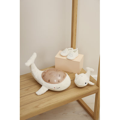 Tranquil Whale Family White