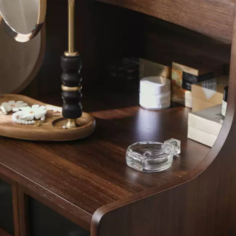Nouvelle commode pour chambre principale