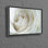 Art mural personnalisé en toile rose blanche présentant un élégant design minimaliste floral idéal comme cadeau