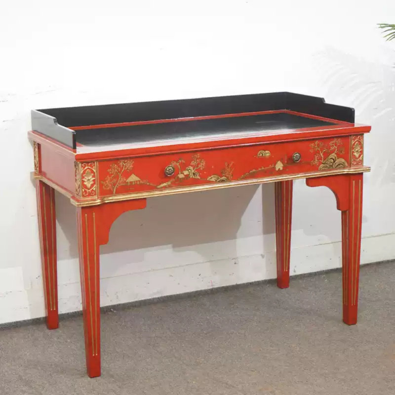 Commode classique rouge