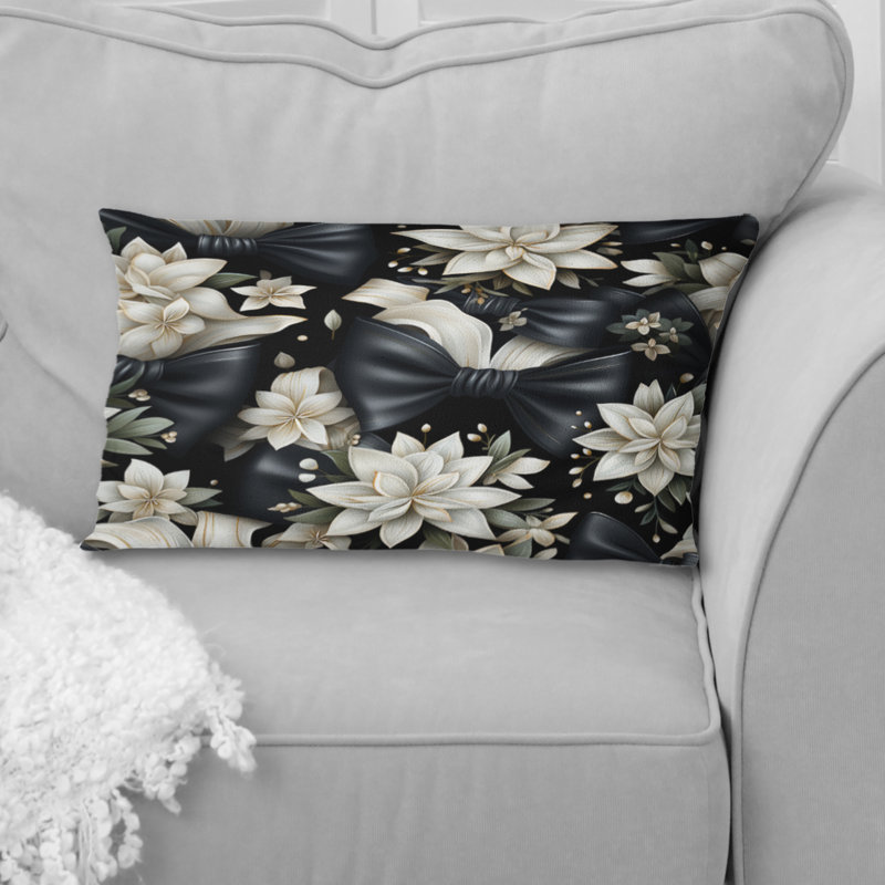 Coussin Tuxedo Tidings