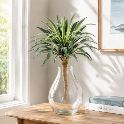 Yucca artificiel à tige unique de 45 cm | Feuilles superposées à la main pour un aspect réaliste, plante artificielle résistante aux UV pour l'intérieur et l'extérieur, lot de 2