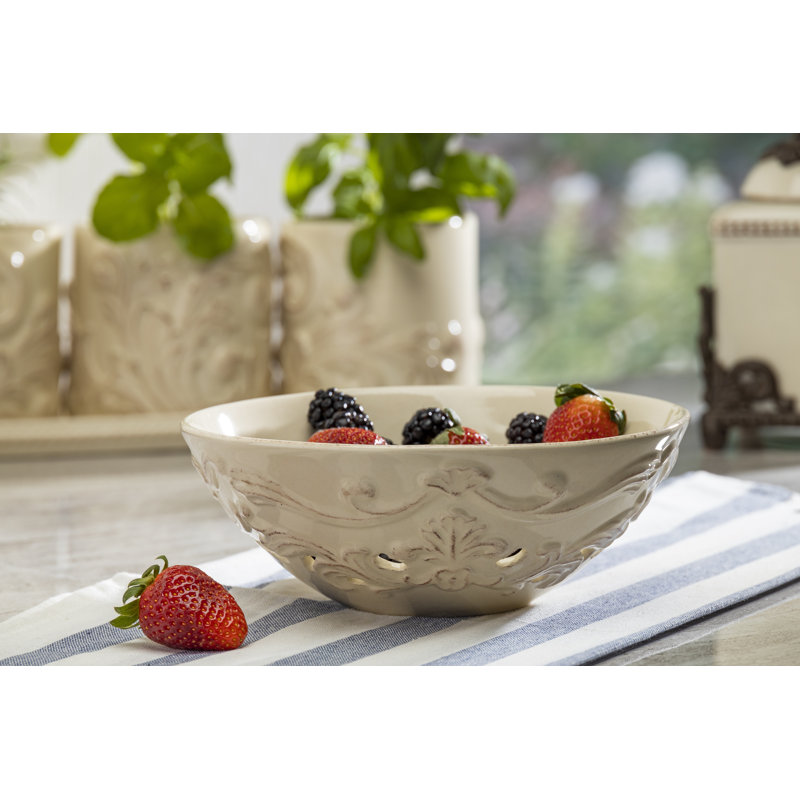 GG Collection Acanthus Stoneware Berry Bowl