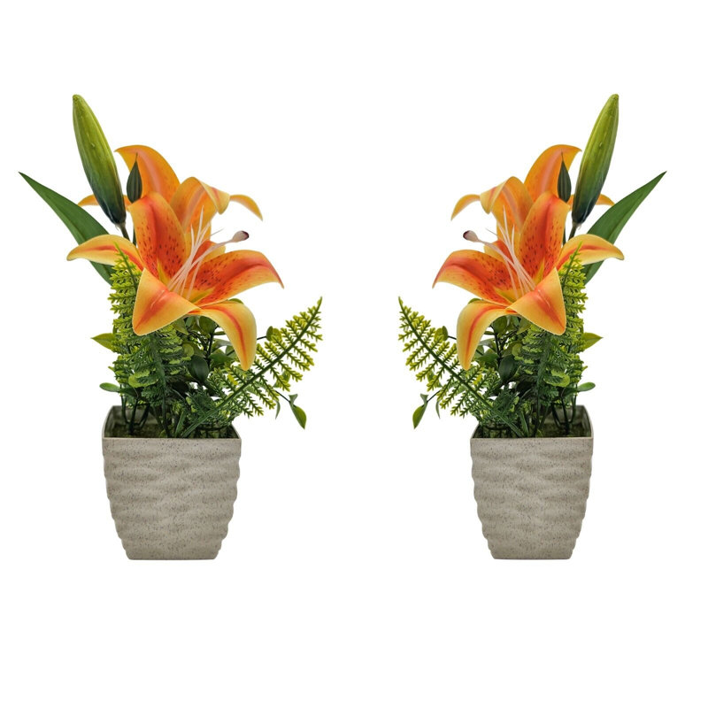 Nickolus Table Vase