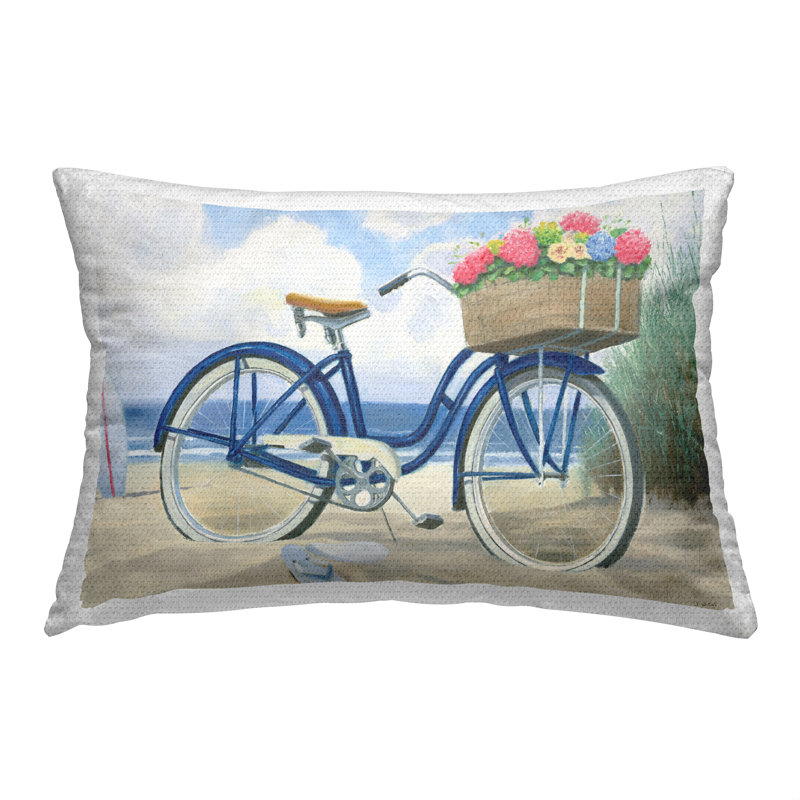 Coussin imprimé floral sur la plage par James Wiens