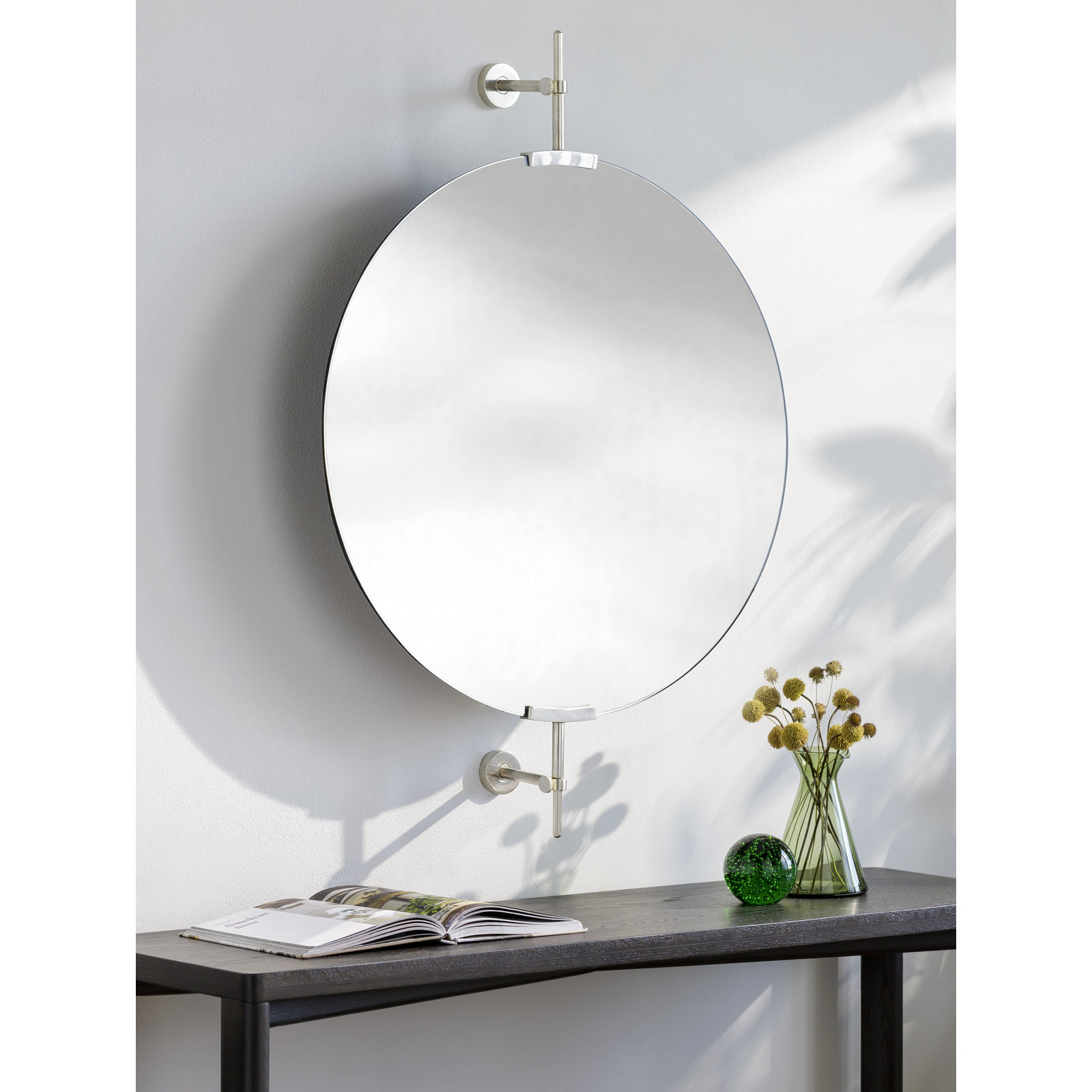 Guava 32" Round Wall Mirror, 42" x 32"