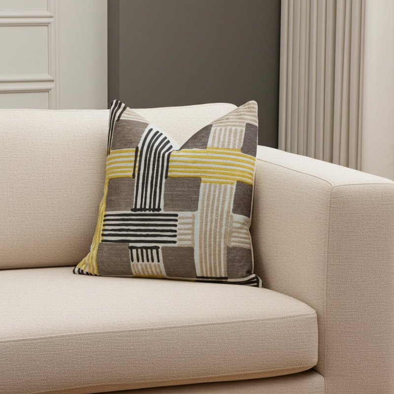 Hummingbird Isle Indoor/Outdoor Pillow Cover & Insert, Lumbar Pillow, 12" x 20"