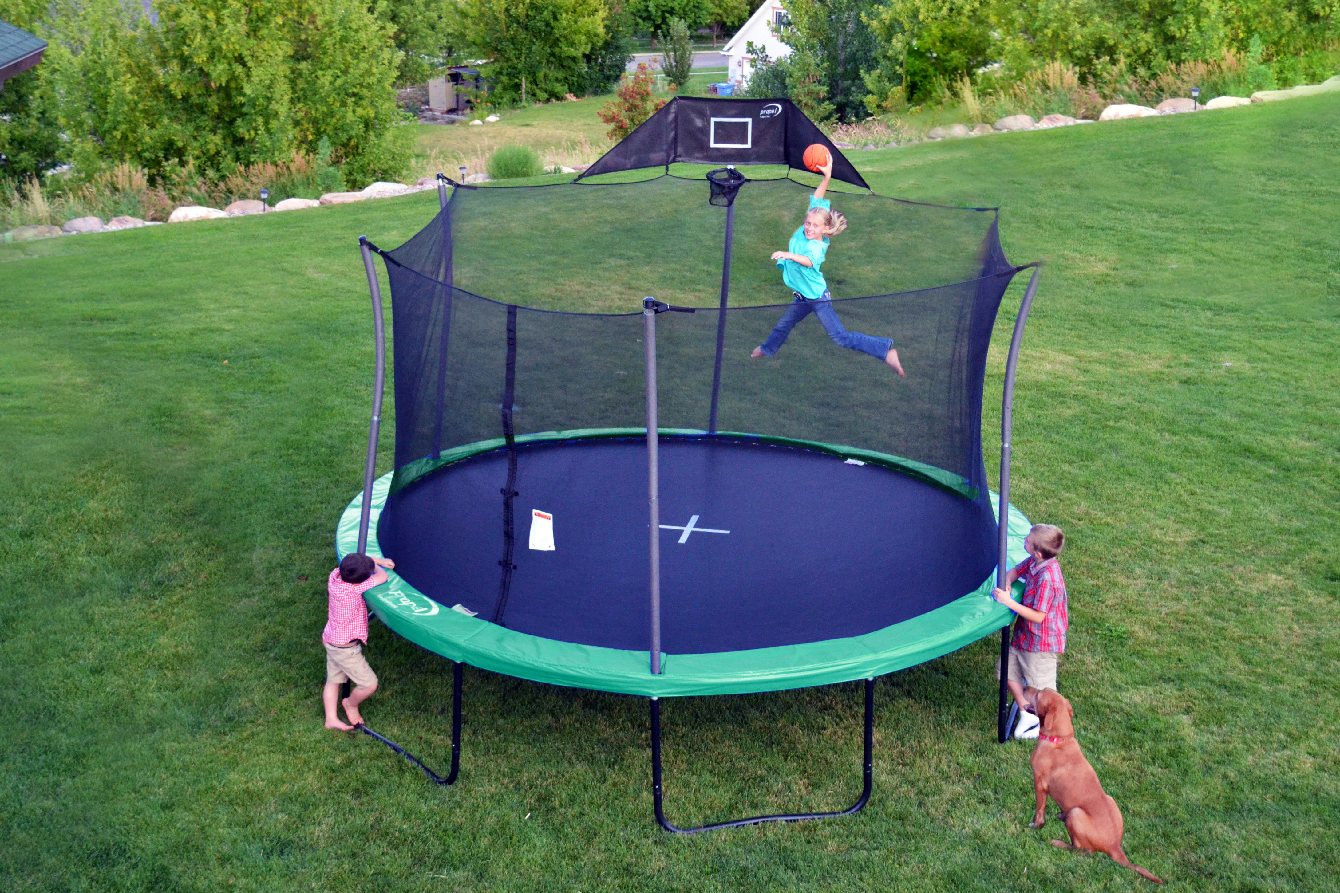 Panier de basket FUN pour trampoline